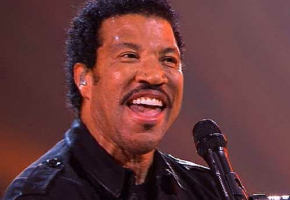 Richie switchie from Dancing to The Voice