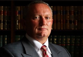 Sports scientist Stephen Dank suing Nine, Cronulla Sharks.