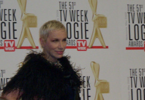logies-9